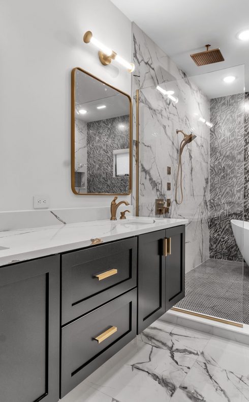 Meadowglen Primary Bath